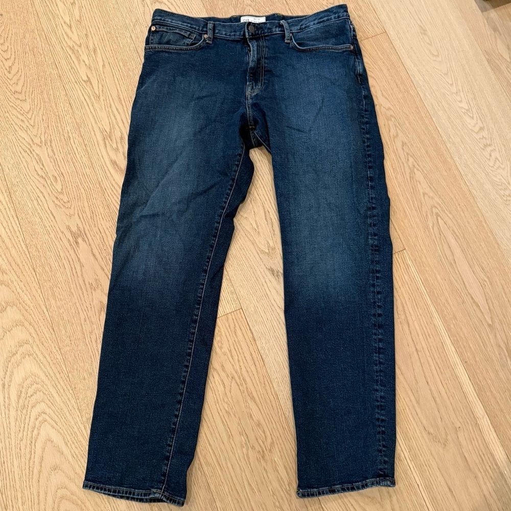 ⛱️GAP - Dark Wash Straight Fit Jeans - 36x34